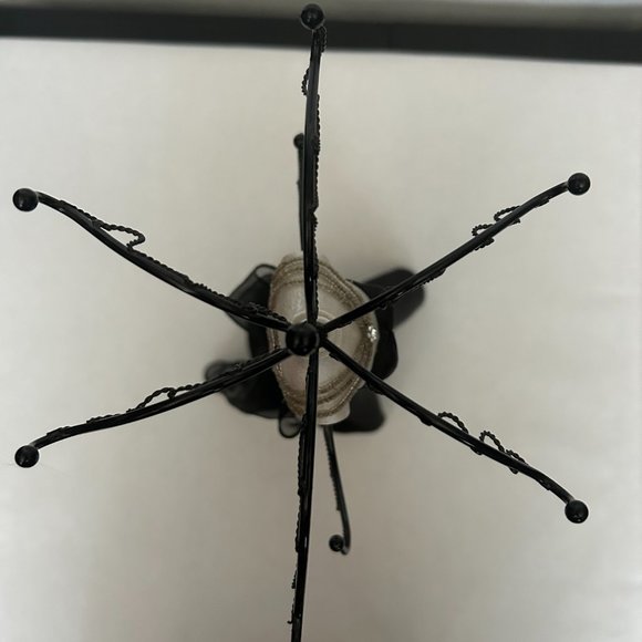 Breakfast at Tiffany's Necklace Bracelet Earring Jewelry Stand Necklace Holder - Picture 14 of 15